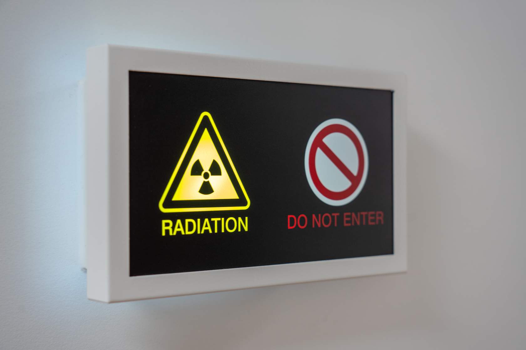 Decontamination of Radioactive Spills for Radiographers and Technologists